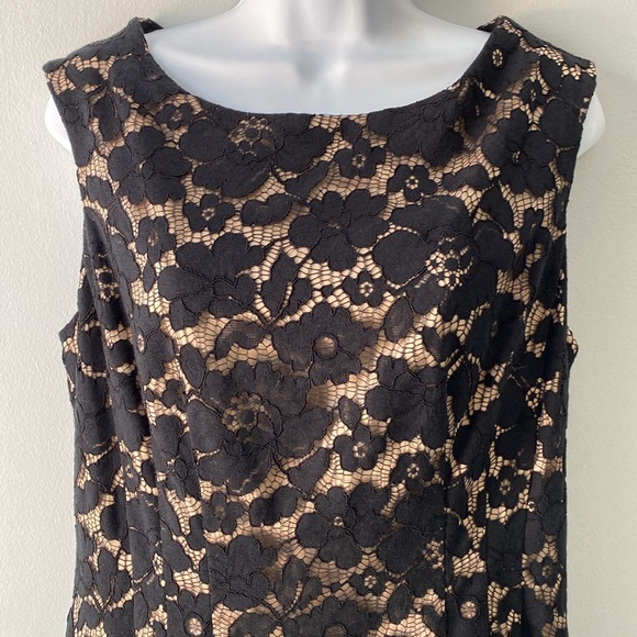 Vince Camuto Black Lace Overlay Sleeveless Sheath dress size 12 - Picture 4 of 14